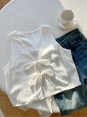 White Tie-Front Linen Blend Crop Top | Worn Once